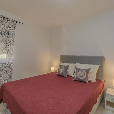 Ivica Super Comfortable, Newly Furnished Apartment In A Top Location Metajna Ngoại thất bức ảnh